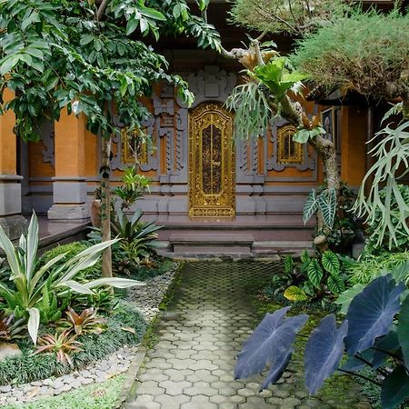 Desak Putu Putra Home Stay Ubud  Luaran gambar