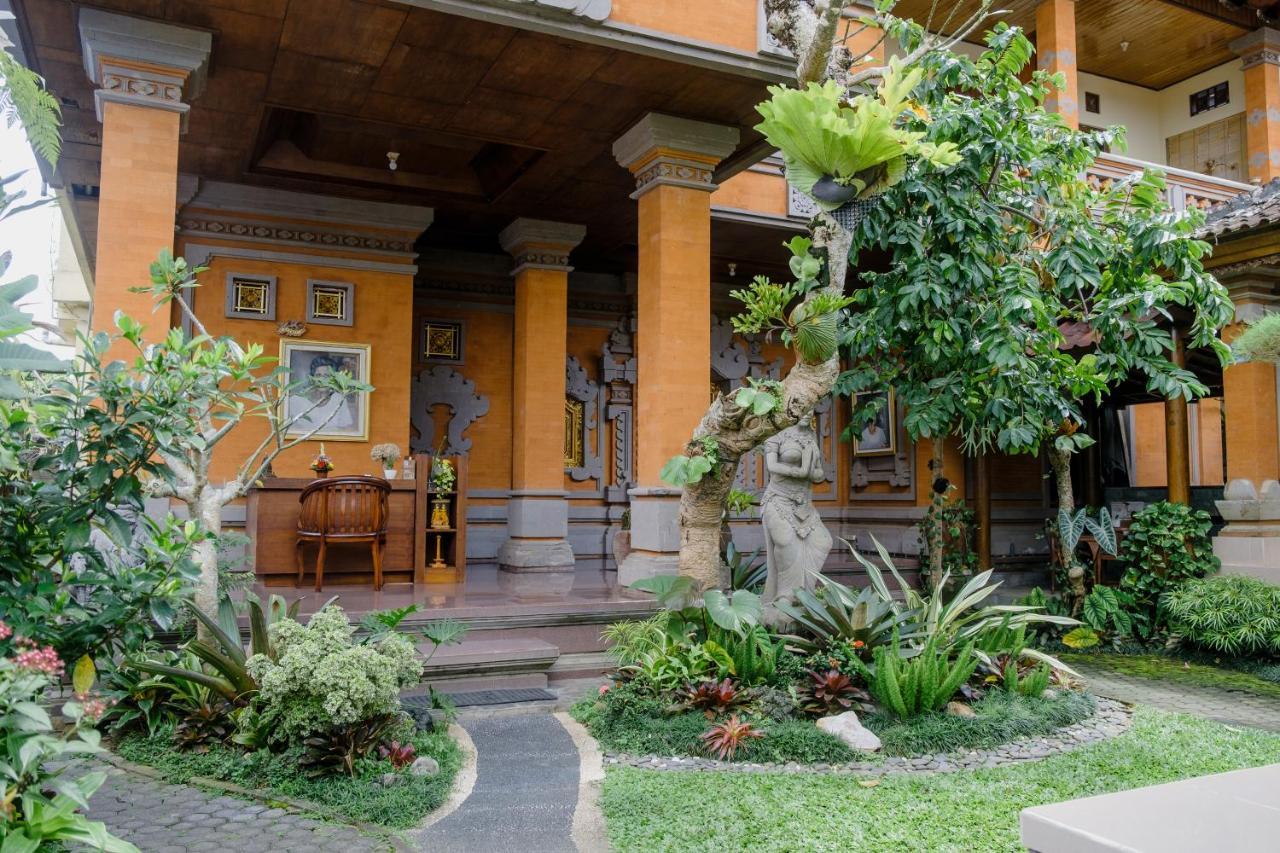 Desak Putu Putra Home Stay Ubud  Luaran gambar