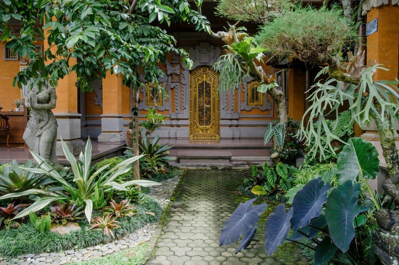 Desak Putu Putra Home Stay Ubud  Luaran gambar